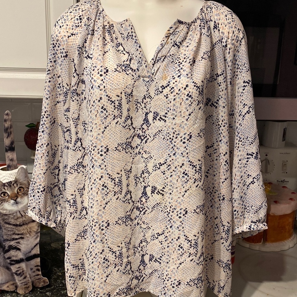 H womens Soirée casual 3/4 sleeve pullover plus size top 2X. EUC